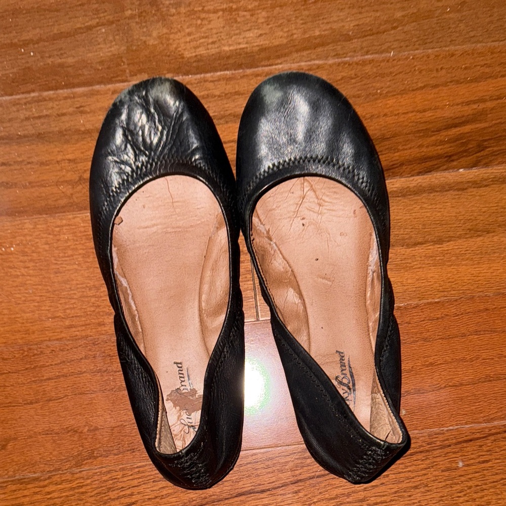 Old Worn Black Leather Women's Flats